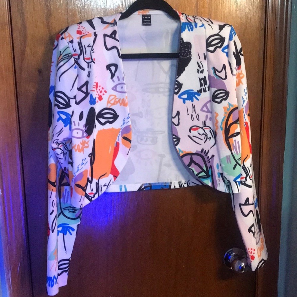 Shein. Colorful short blazer. Size large